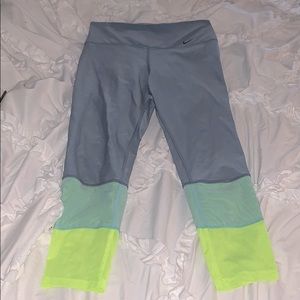 Nike Dri Fit cropped leggings